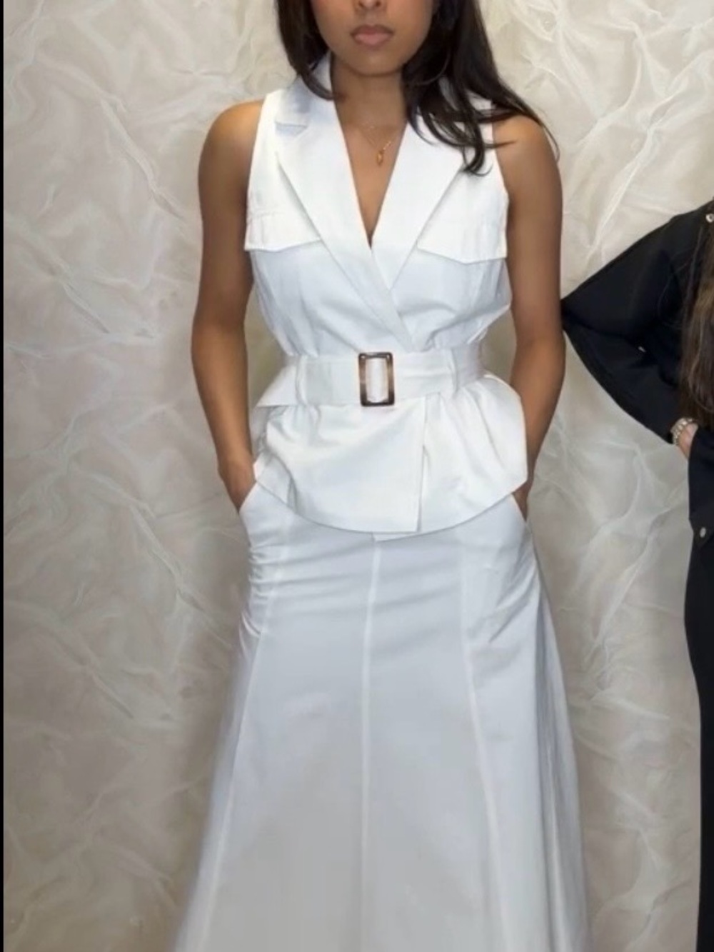 Aleeza Paris Sleeveless White Belted Vest - Picture 3 of 3